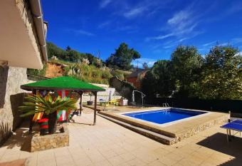 Casa con piscina Privada y vistas fant  sticas! has Balcony rooms