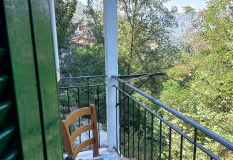 U BARBE  has Balcony rooms