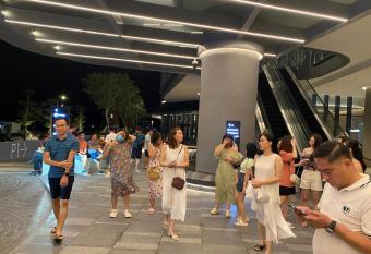 Alacarte- 5 STAR APARTMENTS has rooms with a private hot tub