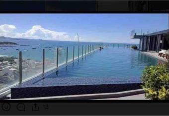 Perfect Location - 23rd Floor Central allows 18 year olds to book a room