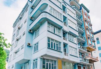 Sun & Sea Hotel has Balcony rooms