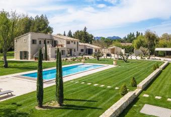 Mas Sourso has Balcony rooms