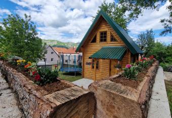 Brvnara RI  KI has Balcony rooms