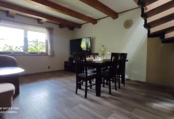 Chaloupka na vr  ku has Balcony rooms