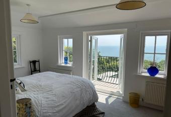 Ocean View Niton allows 18 year olds to book a room