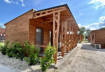 Chatka Obl    ik has Balcony rooms