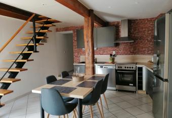 Hortensias has Balcony rooms