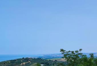 [House & Garden] - 5 minutes to Piazza Rossetti has Balcony rooms