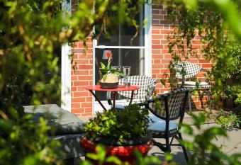 Marhold Apartments has Balcony rooms