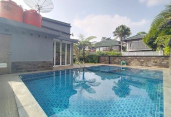 Villa Bukit Danau Lot 14 has Balcony rooms