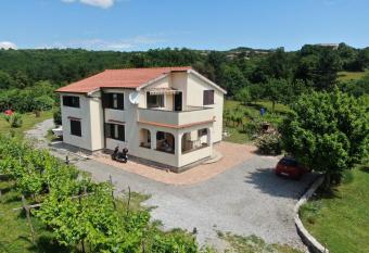 Apartmani Melia has Balcony rooms