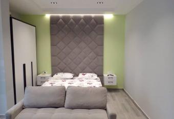 Rania allows 18 year olds to book a room