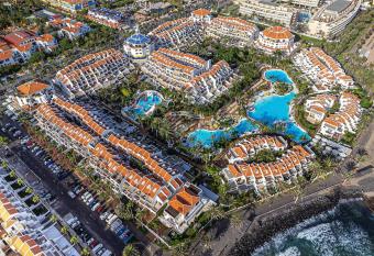 Apartamento en las Americas 0085 has Balcony rooms