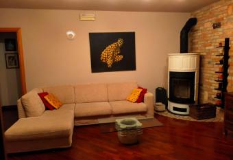 Casa meravigliosa con giardino has Balcony rooms