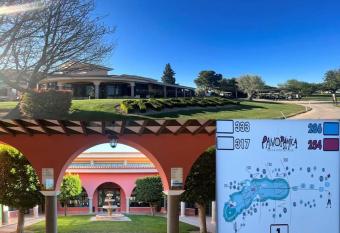 D  plex rodeado de campos de golf y vistas al mar has rooms with a private hot tub