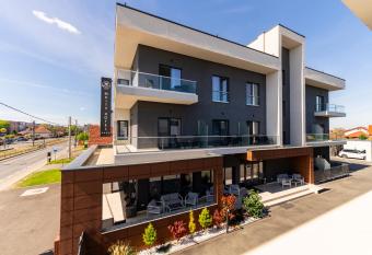 M City Aparthotel allows 18 year olds to book a room