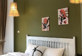 TIL DAWN Phuket has Balcony rooms