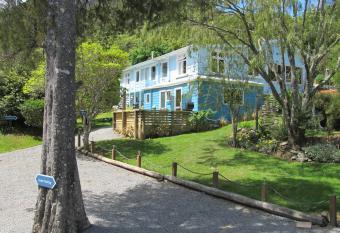 Anakiwa 401 has Balcony rooms