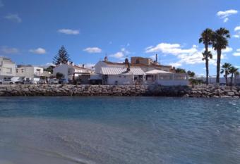 Sandru Apartament has Balcony rooms