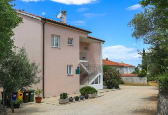 Adrian-Apartments-51511-Malinska-Otok-Krk Primorska 21 has Balcony rooms