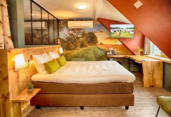 Hotel Abdij de Westerburcht has Balcony rooms