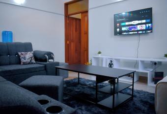 QnM 2 bedroom masters - Mombasa has Balcony rooms