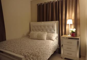 Ambiente acogedor has Balcony rooms