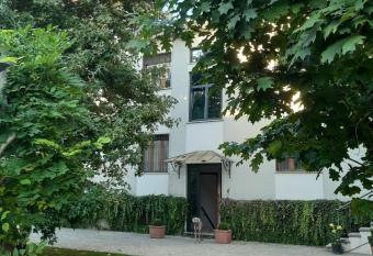 D OR DUBLE  bed and breakfast has Balcony rooms