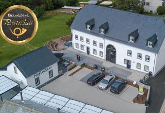 POSTRELAIS ARDENNES  has Balcony rooms