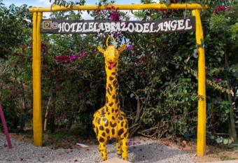 HOTEL CAMPESTRE ABRAZO DEL ANGEL has Balcony rooms