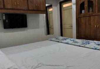 Ashutosh Hotel and Homestay has Balcony rooms
