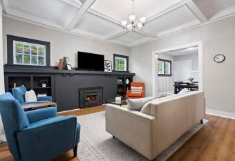 (null) has Balcony rooms