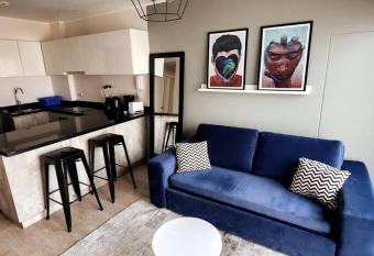 Lindo Departamento en Barranco 1430, Lima has rooms with a private hot tub