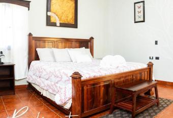 Villa D   Anna has Balcony rooms