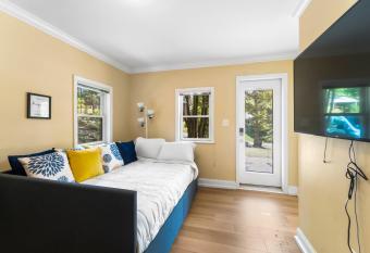 Private Entrance One Bedroom, Bathroom, and Dining Space allows 18 year olds to book a room