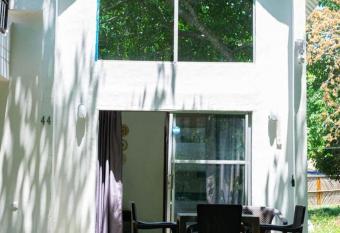 Hermosa Caba  a en Isla Tierra Bomba. has Balcony rooms