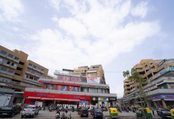 Hotel Ritvi, Managed by Kavya Group of Hotels. has Balcony rooms