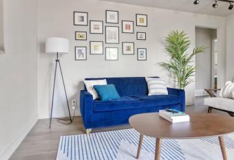 Great Comfortable Space in South Salt Lake allows 18 year olds to book a room