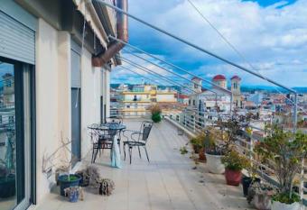 Penthouse Amazing Views of Pyrgos near Olympia has Balcony rooms