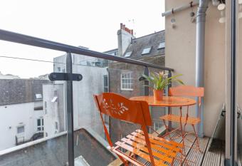 GuestReady - Paradise Break in Brighton has Balcony rooms