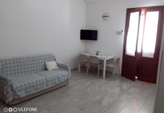 Appartamenti vico Martiri has Balcony rooms