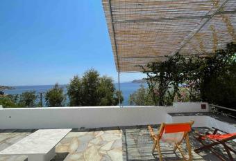 Attica Vacation Home has Balcony rooms