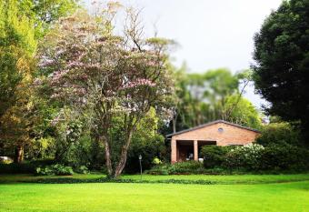 Elvandar Country Cottage has Balcony rooms