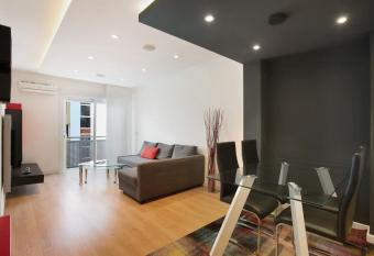 Piso Moderno has Balcony rooms