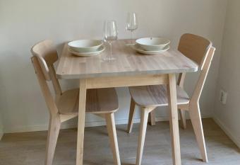 Yksi   Multisillassa. S  nky kahdelle. allows 18 year olds to book a room