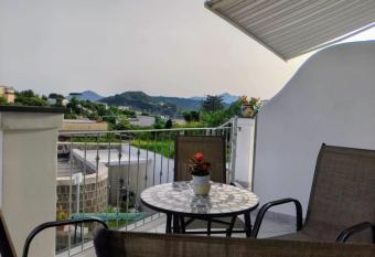 Tuttiacasaditeresa Rooms has Balcony rooms