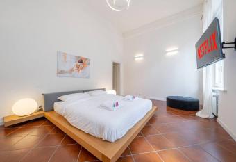 PALAZZO DUCALE - Romantico appartamento in centro allows 18 year olds to book a room