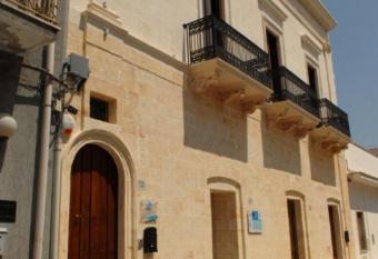 BED AND BREAKFAST SANTA LUCIA has Balcony rooms