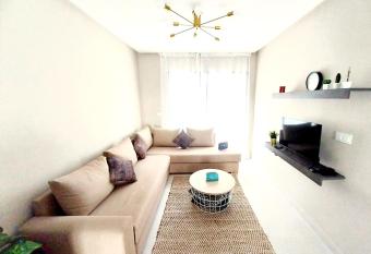 Cosy appartement proche de l a  roport mohamed 5 has Balcony rooms