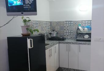 Younes r  sidence 2 allows 18 year olds to book a room